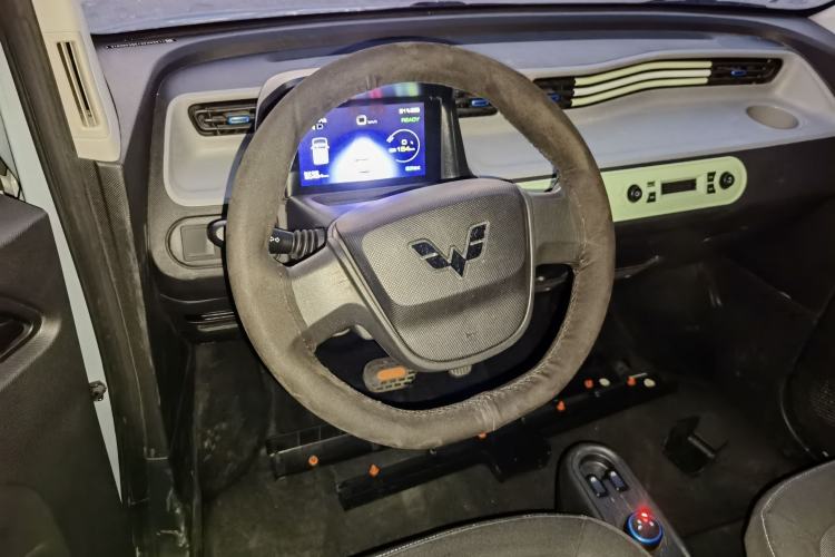 Used Wuling Hongguang MINIEV 2022 Macaron Premium Model – Lithium Iron Phosphate