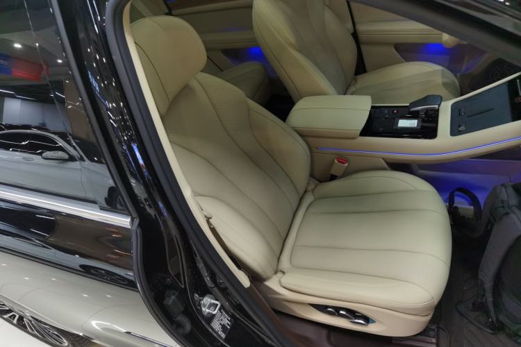 Used Hima AITO M7 2024 1.5T Rear-Drive Plus Version 5 Seats
