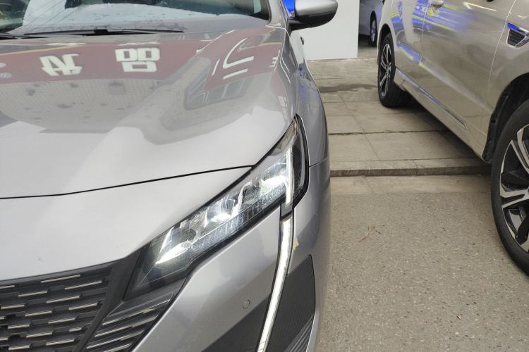 Used Peugeot 408 2022 1.6T Light-Chasing Edition
