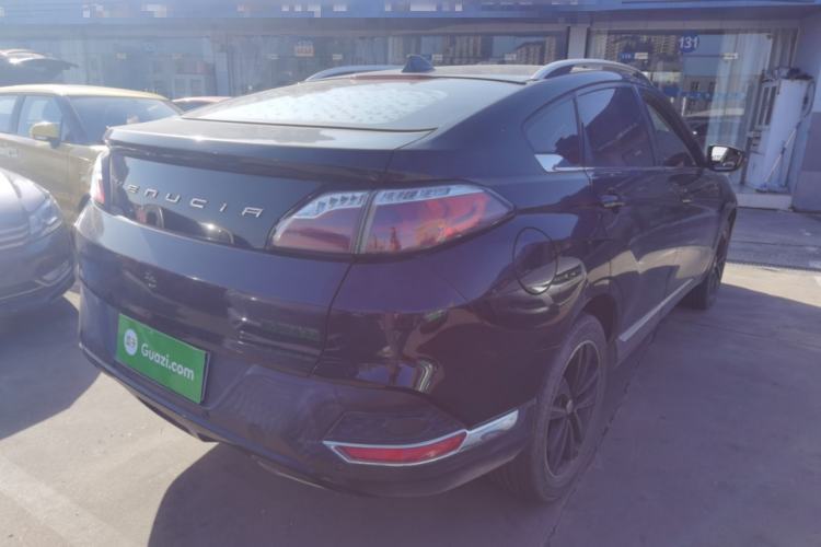 Used Venucia T90 2017 2.0L CVT Smart Edition
