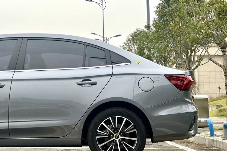 Used Roewe i5 2021 Revised Version 1.5L CVT Diamond Edition
