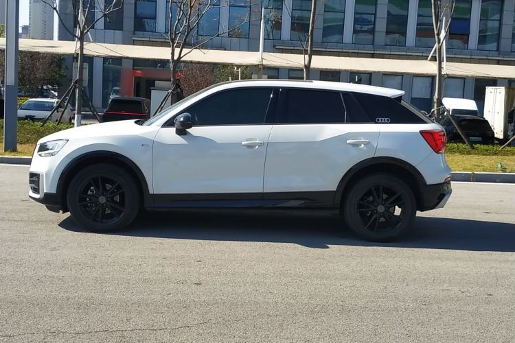 Used Audi Q2L 2018 35 TFSI Launch Exclusive Edition China V
