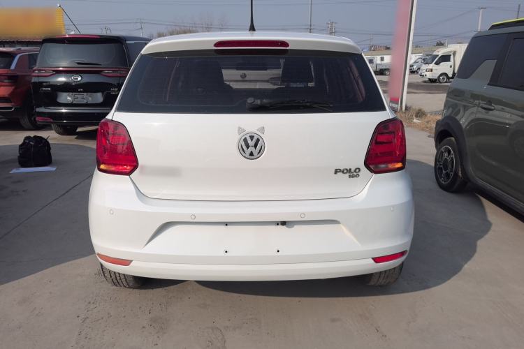 Used Volkswagen Polo 2016 1.6L Automatic Comfort Model
