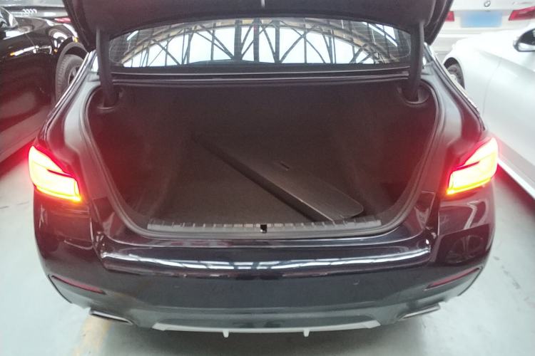 Used BMW 5 Series 2021 Facelifted 525Li M Sport Package
