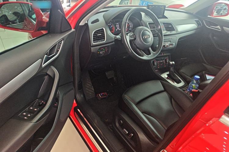 Used Audi Q3 2017 35 TFSI Fashion Model