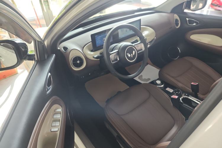 Used Wuling Bingo 2023 333 km Enjoyment Version
