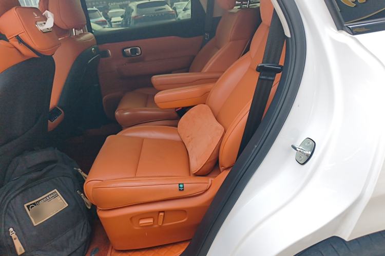 Used Leapmotor C16 2024 Range-Extended 200 Luxury Edition