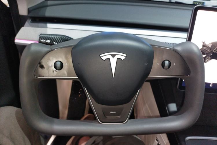 Used Tesla Model Y 2023 Rear-Wheel-Drive Version