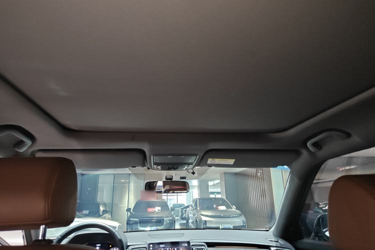 Used Honda UR-V 2020 370TURBO Two-Wheel Drive Luxury Edition
