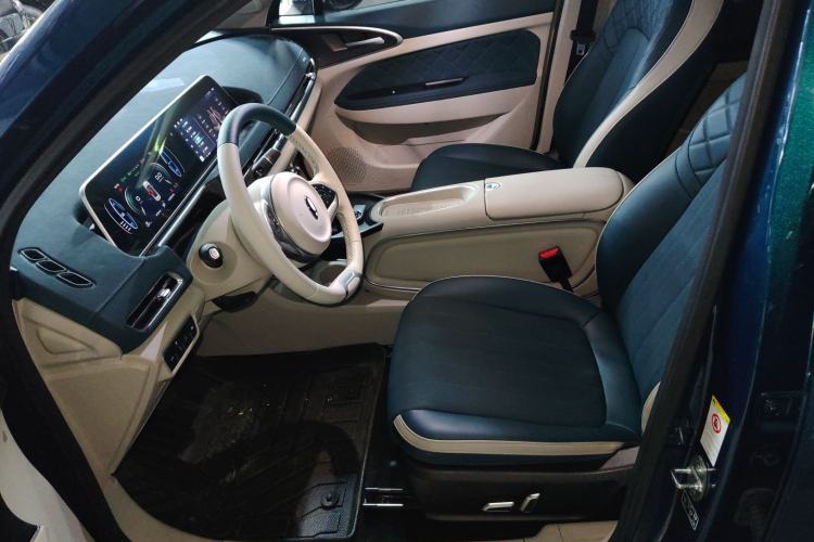 Used ORA Good Cat 2023 401 km Standard Range Prestige Version Lithium Iron Phosphate