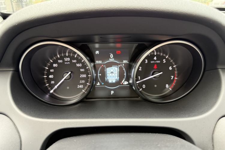 Used Land Rover Discovery Sport 2019 240 PS SE Version China VI Standard