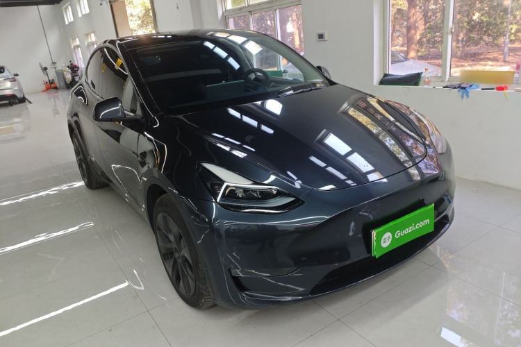 Used Tesla Model Y 2024 Long-Range All-Wheel-Drive Version
