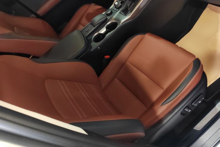 Used Lexus NX 2015 200T All-Wheel-Drive Fēngshàng Edition
