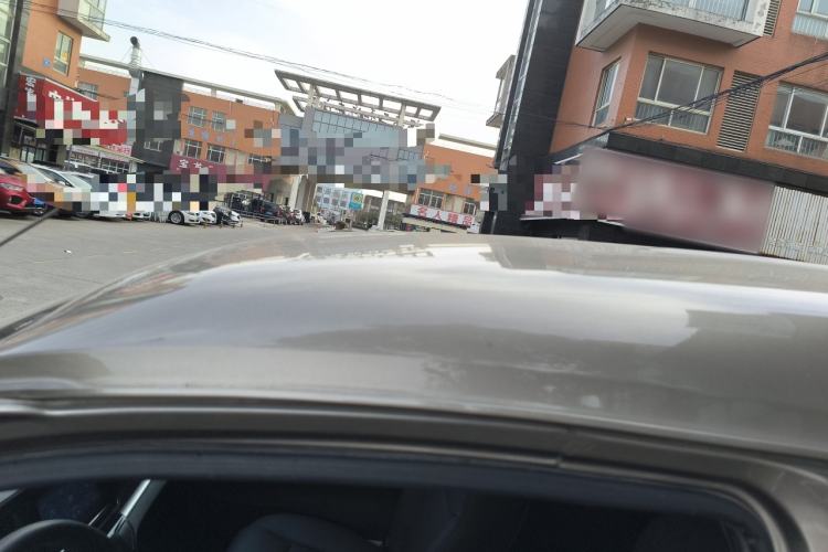 Used FORTHING Lingzhi 2023 M5L 1.6L Base Model 7 Seats