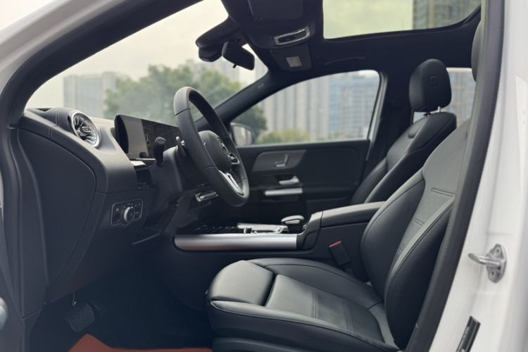 Used Mercedes-Benz GLA 2023 GLA 220
