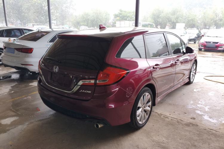Used Honda Jade 2017 1.8L automatic Comfort version 5 seats