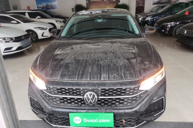 Used Volkswagen Passat 2023 330TSI Starry Luxury Edition
