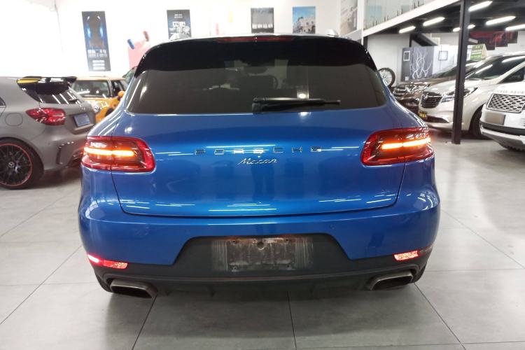 Used Porsche Macan 2017 Macan 2.0T
