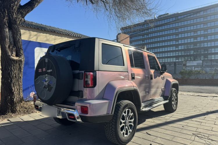 Used  BJ40 2023 2.0T Automatic Four-Wheel Drive Urban Hunter Edition Prestige Version
