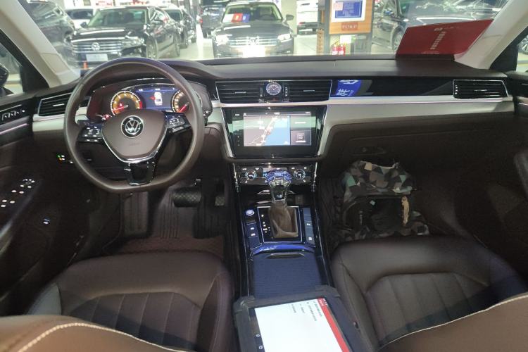 Used Volkswagen Phideon 2021 380TSI Luxury Edition
