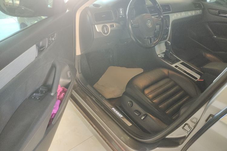 Used Volkswagen Passat 2014 1.8TSI DSG Prestige Edition