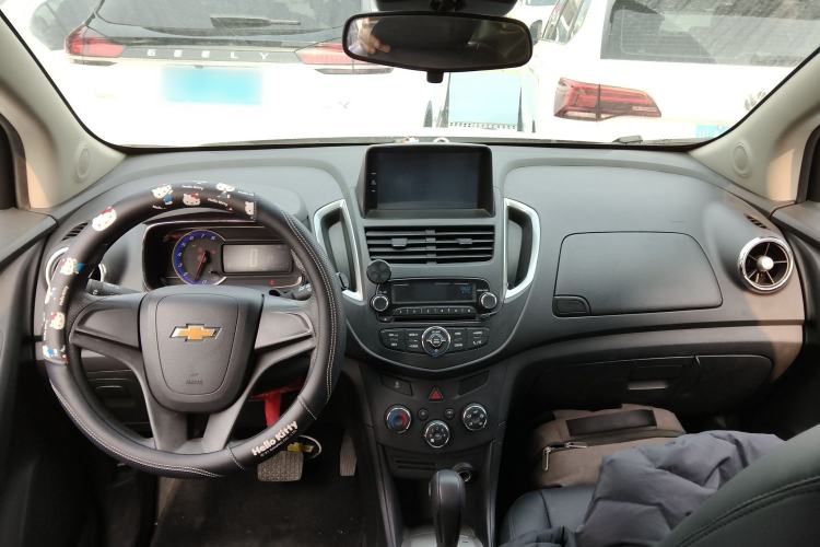 Used Chevrolet Trax 2016 1.4T Automatic Two-Wheel Drive Comfort Version with Sunroof
