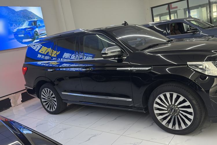 Used Lincoln Navigator 2019 3.5T Presidential Series China VI Standard
