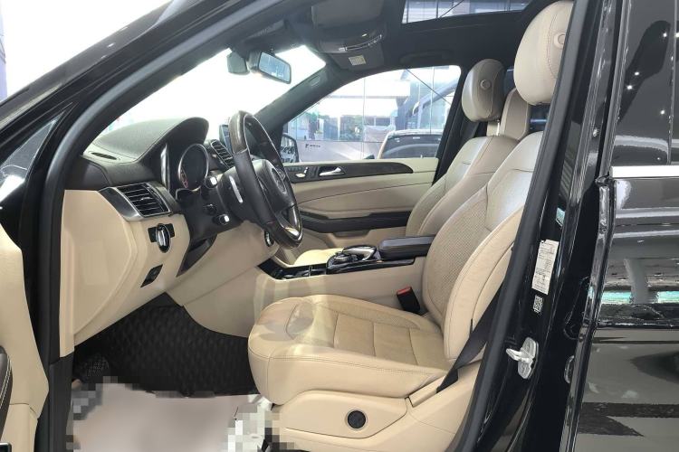 Used Mercedes-Benz GLS 2018 GLS 400 4MATIC Luxury Model
