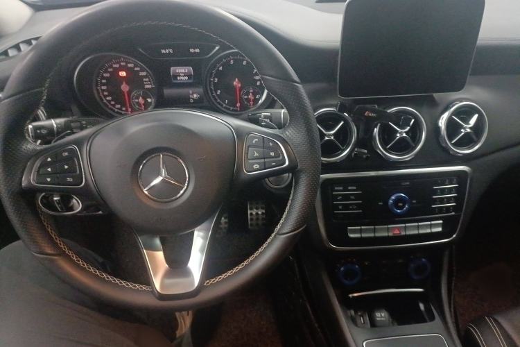 Used Mercedes-Benz GLA 2018 GLA 200 Fashion Model