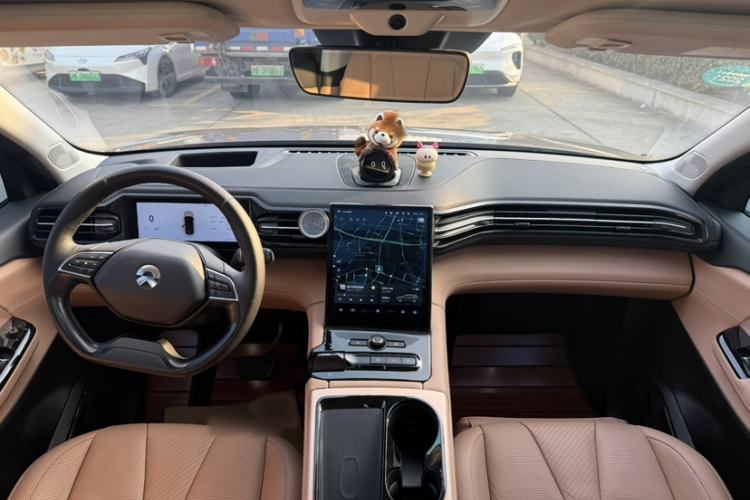 Used Nio ES8 2018 355 km Base Version 7-Seater Edition