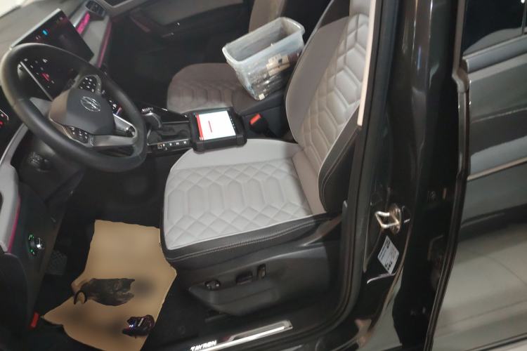 Used Volkswagen Tayron 2024 330TSI Two-Wheel Drive R-Line High-Energy Version