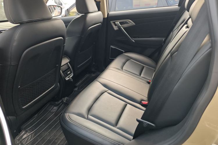 Used Geely Auto Emgrand X7 Sport 2016 1.8TD Automatic ZhiShang Model