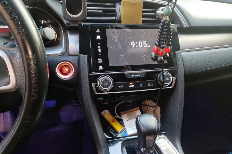 Used Honda Civic 2016 220TURBO CVT Luxury Edition
