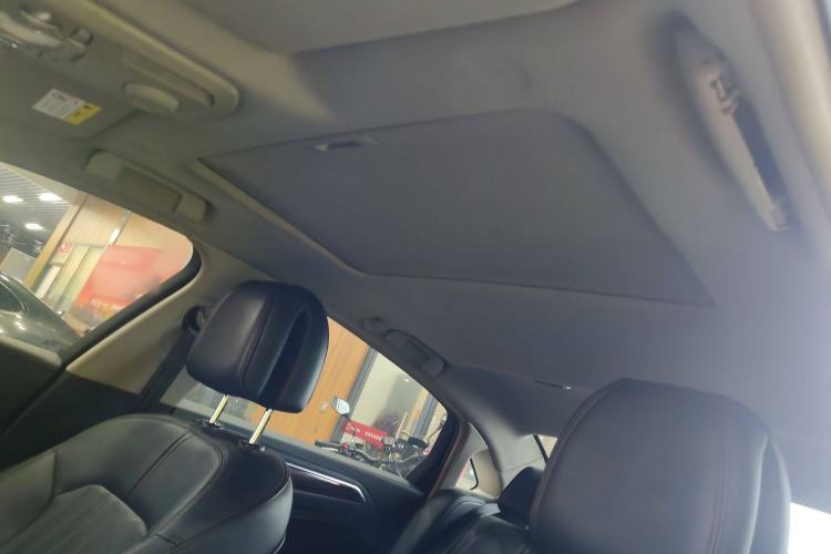 Used Dongfeng Aeolus A9 2016 1.8T Luxury Model
