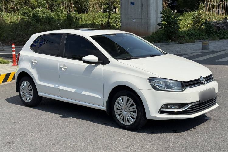 Used Volkswagen Polo 2016 1.6L Automatic Comfort Model