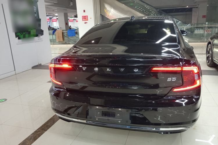 Used Volvo S90 2024 B5 Zhiyuan Luxury Edition