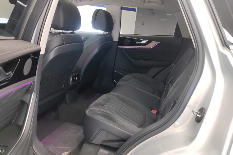 Used Hongqi HS5 2022 Revised Version 2.0T Smart Connect Flagship Edition
