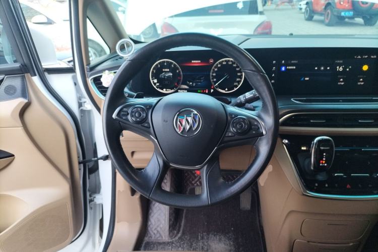 Used Buick GL8 2021 ES Land Cruiser 653T Luxury Edition
