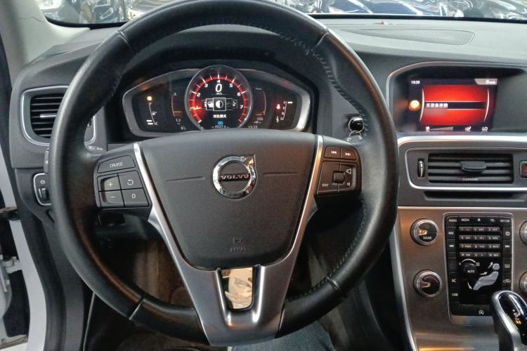 Used Volvo S60 2018 S60L T4 Smart & Ambitious Edition