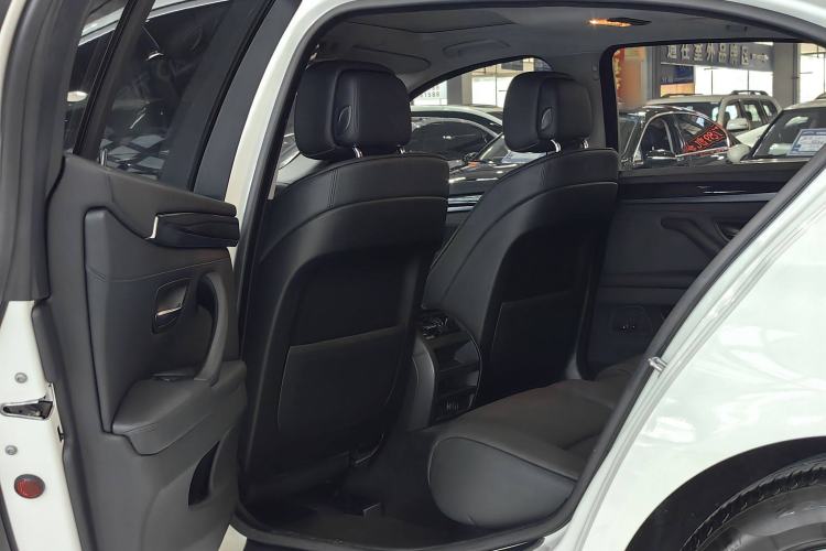 Used BMW 5 Series 2013 525Li Leading Model