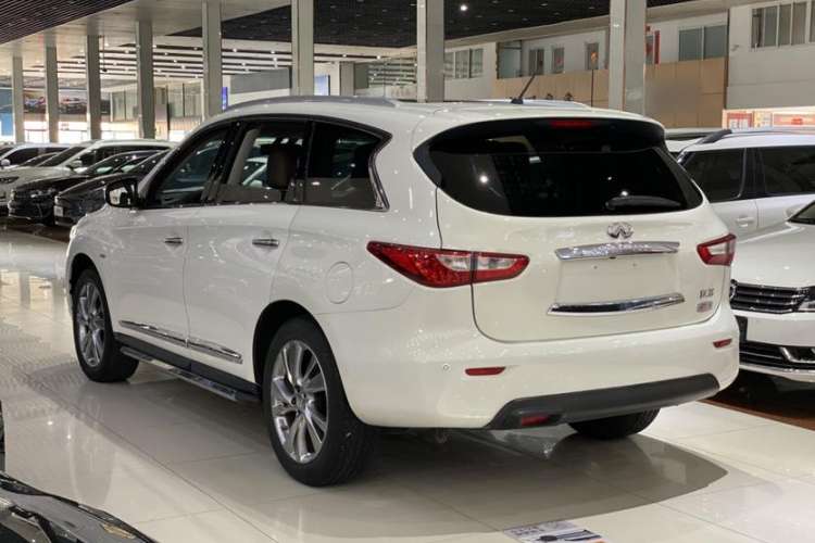 Used Infiniti JX 2013 JX35 Two-Wheel-Drive Excellence Edition