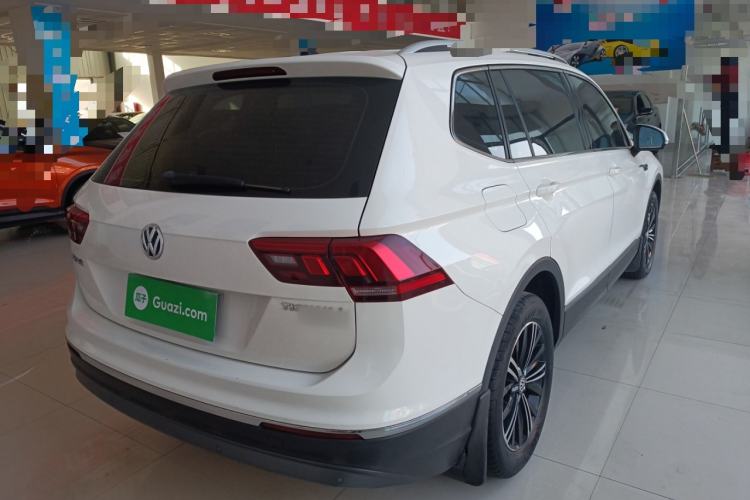 Used Volkswagen Tiguan L 2020 330TSI Automatic Two-Wheel Drive Panoramic Comfort Edition China VI Standard

