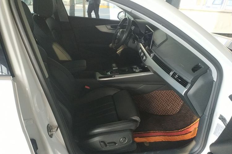 Used Audi A4L 2022 40 TFSI Fashion Dynamic Model
