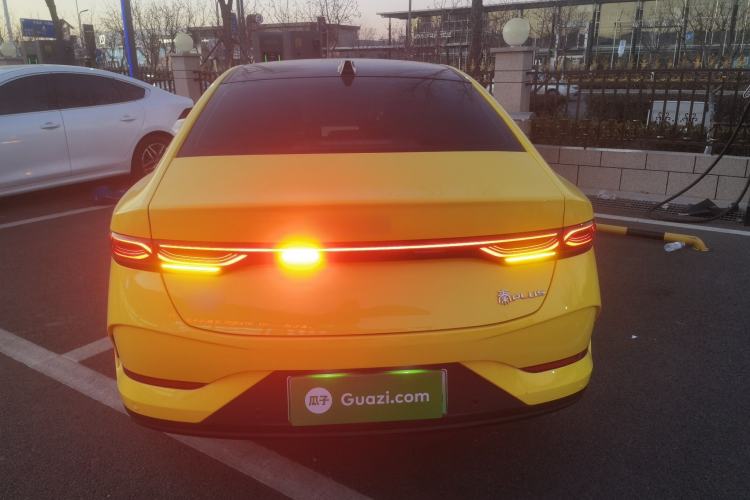 Used BYD Qin PLUS 2025 DM-i Smart Drive 120KM Superior Model
