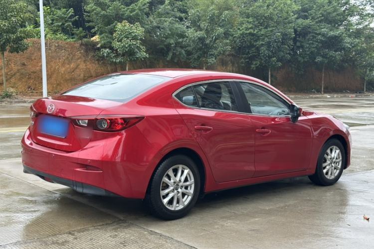 Used Mazda Mazda 3 Axela 2016 Sedan 1.5L Automatic Comfort Model
