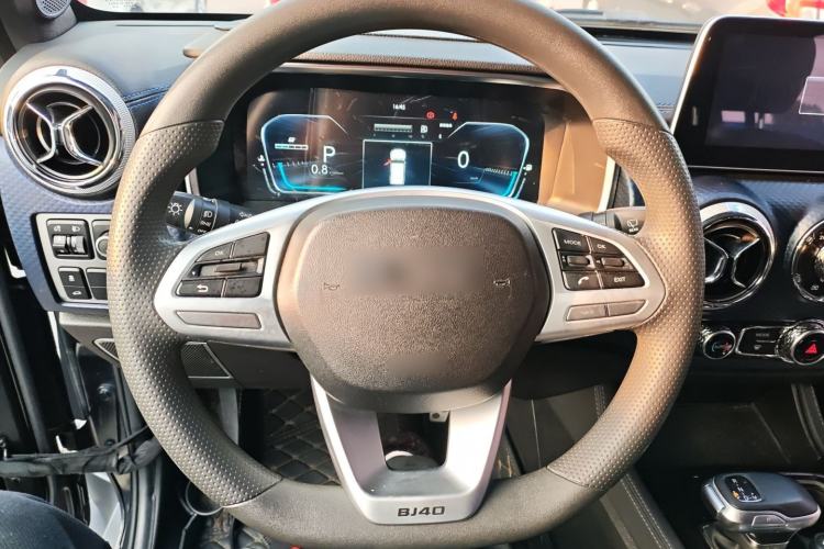 Used  BJ40 2021 2.0D Automatic Four-Wheel Drive Blade Hero Edition Pioneer Model
