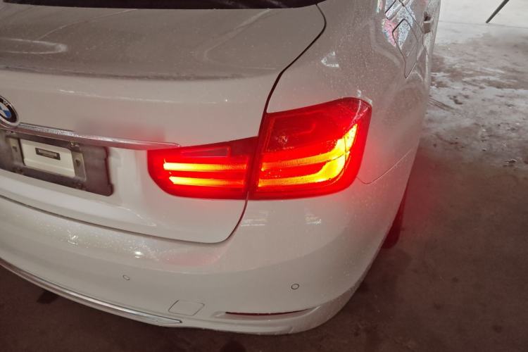 TDK.VehicleDetails.img