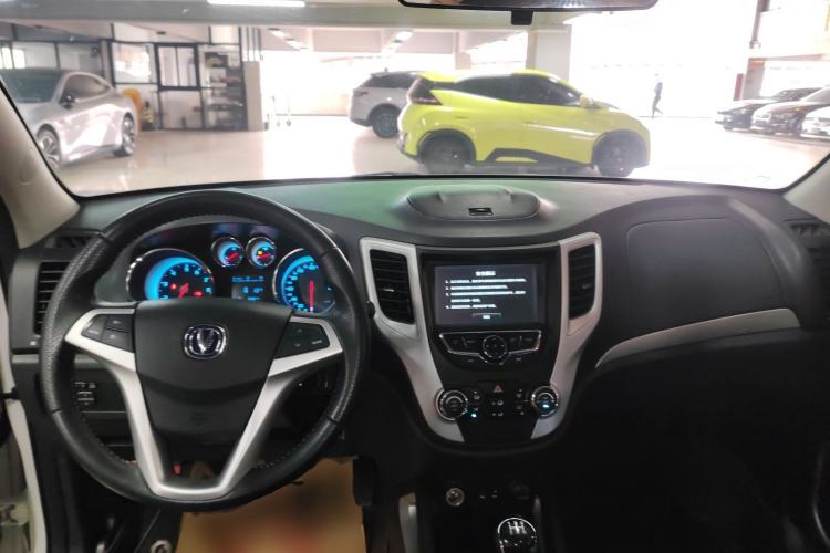 Used Changan CS35 2015 1.6L Manual Luxury Model China V Standard