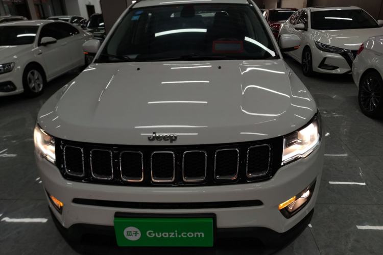 Used  Compass 2017 200T Automatic Family Edition
