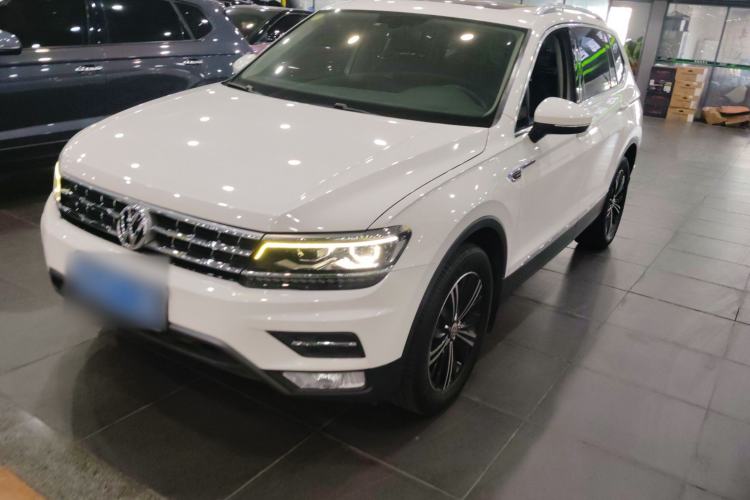 Used Volkswagen Tiguan L 2017 380TSI Automatic All-Wheel-Drive Luxury Edition